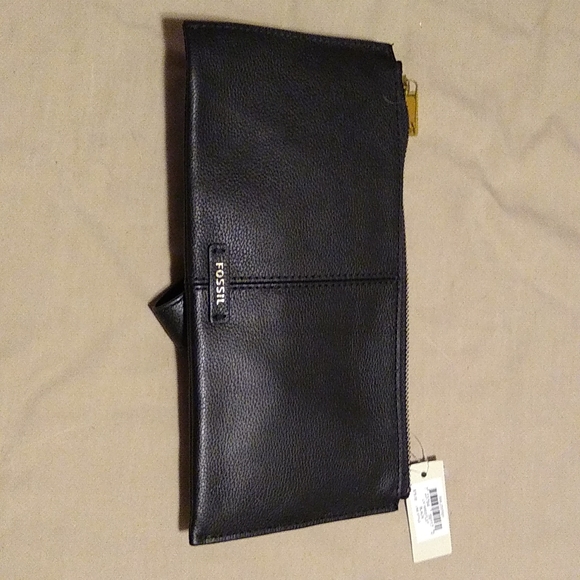Fossil wristlet - Picture 1 of 4